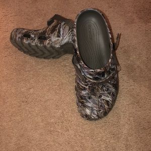 Camo crocs